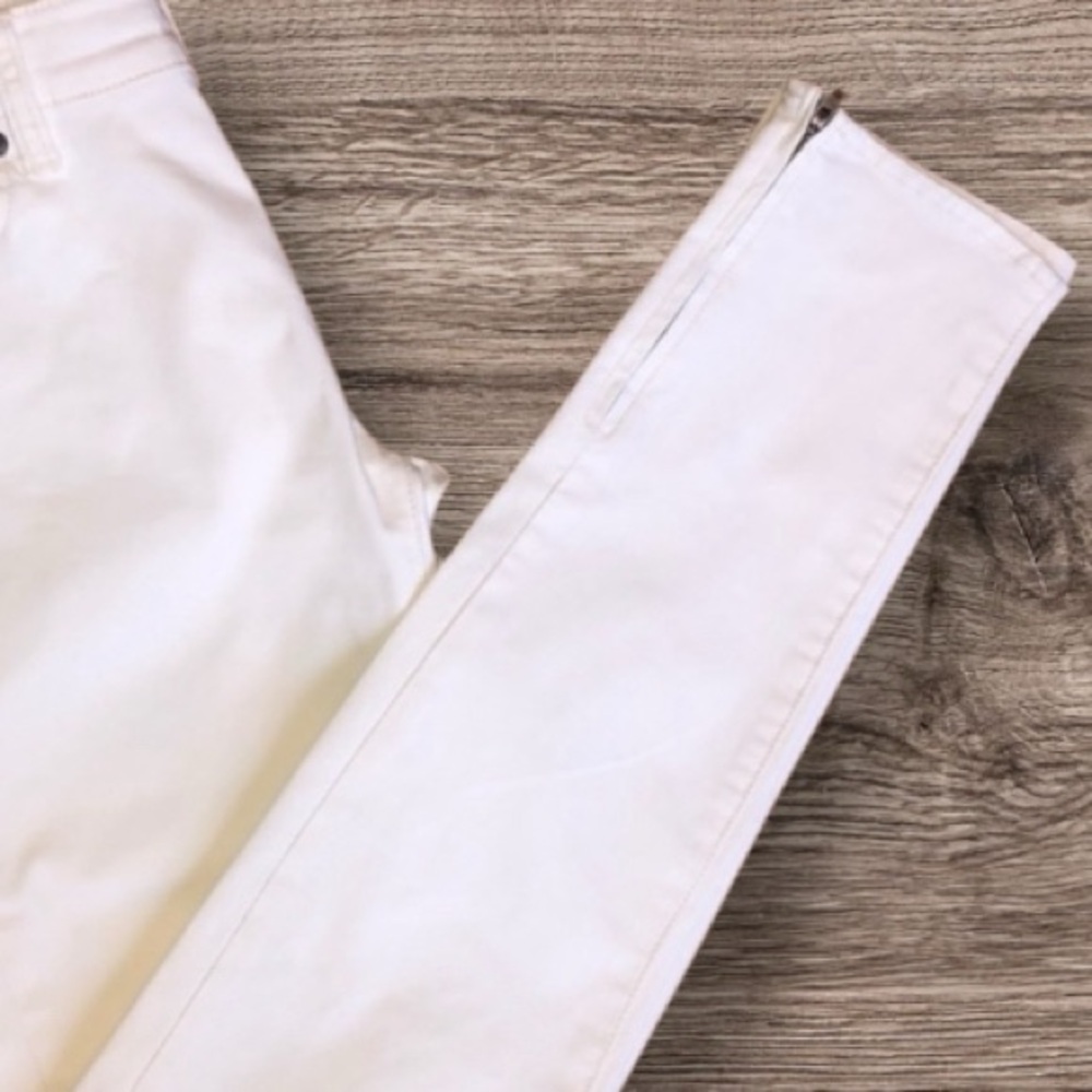 Ralph Lauren Jeans - Picture 7 of 12